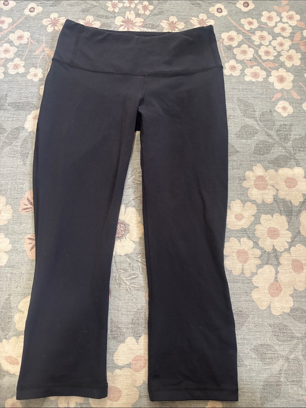 Patagonia Black Capri Leggings